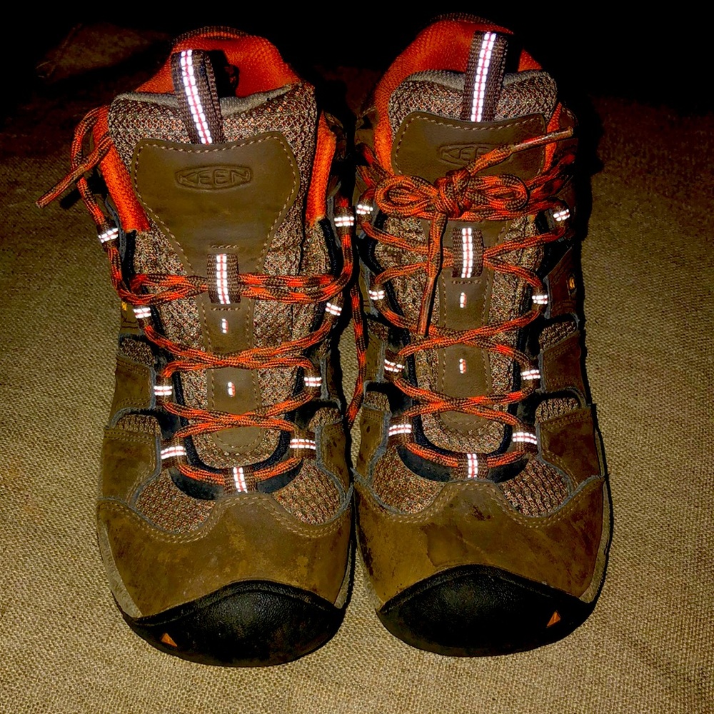 Keen waterproof voyageur mid